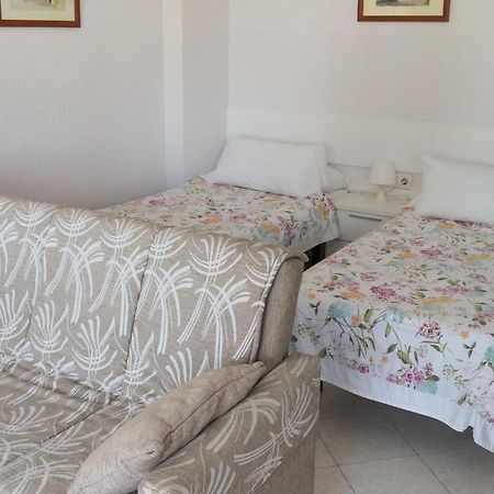 Skol 103A By Completely Marbella Apartment Bagian luar foto